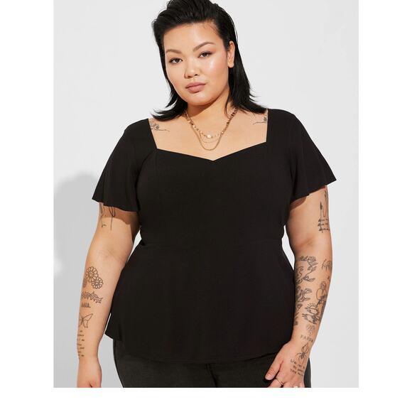 Torrid Womens Blouse 00 M 10 Peplum Challis Sweetheart Flutter Sleeve Top Black - Picture 1 of 7